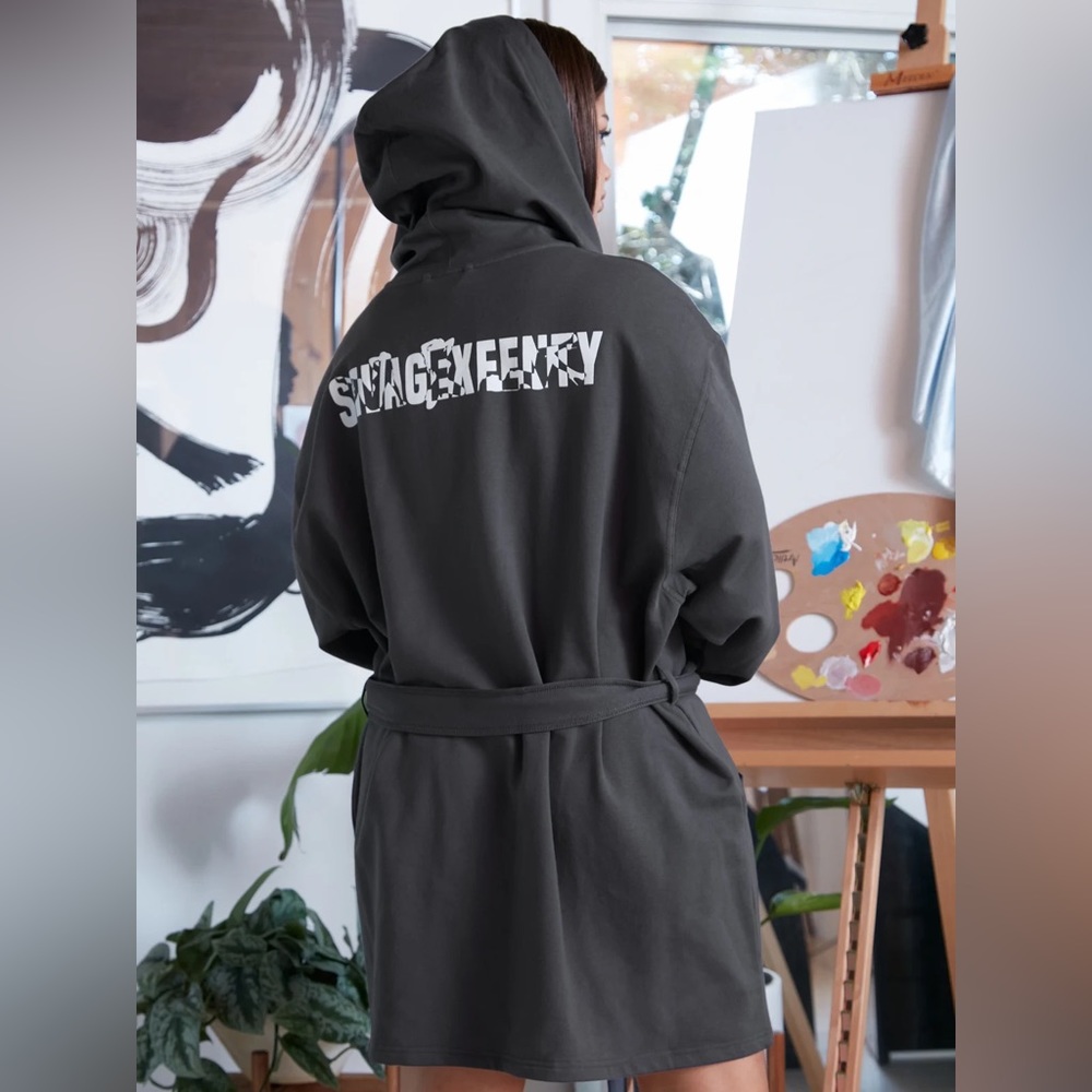 Savage x Fenty Showgirl short robe - Gray M/L